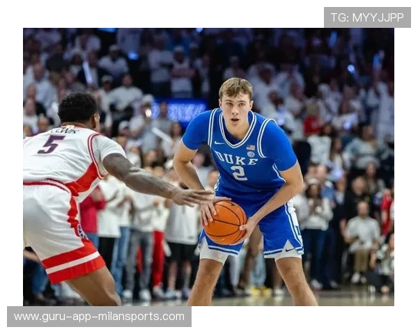 解析 2026 NBA 选秀状元大热门 Cooper Flagg：他真的是伯德与詹姆斯的结合体？